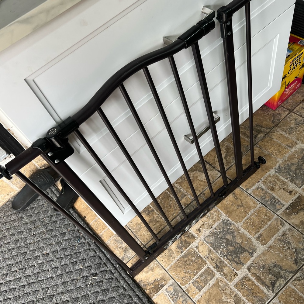 DOGGY GATE